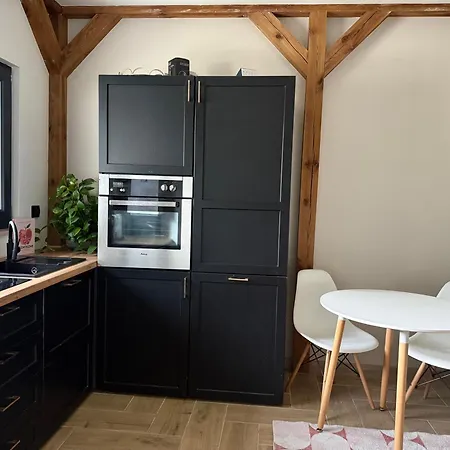 Chill And Grill -starlink Internet, 30 Km Od Warszawy Апартаменты Wola Smolana